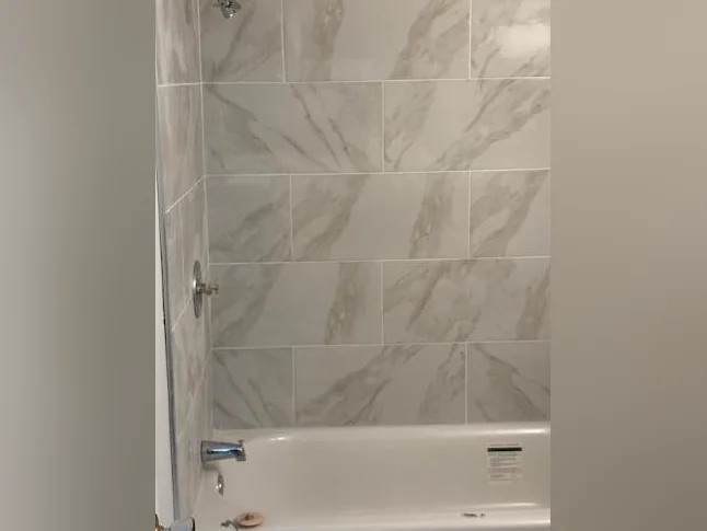 Boucherville grand 5 1\2 libre immédiatement, $1680\mois tout rénové thumbnail 8