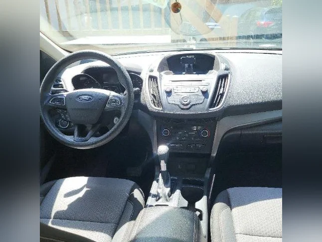 Ford Escape thumbnail 9