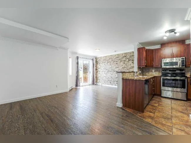 Condo 3 1/2 à Brossard avec électroménagers, 1 stationnement, Thermopompe mural, 1 Rangement et balcon extérieur thumbnail 8