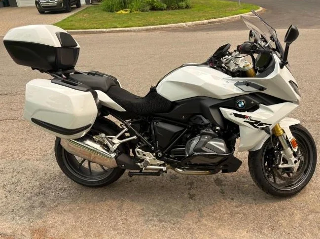 MOTO BMW R1250RS 2024 16200 KM