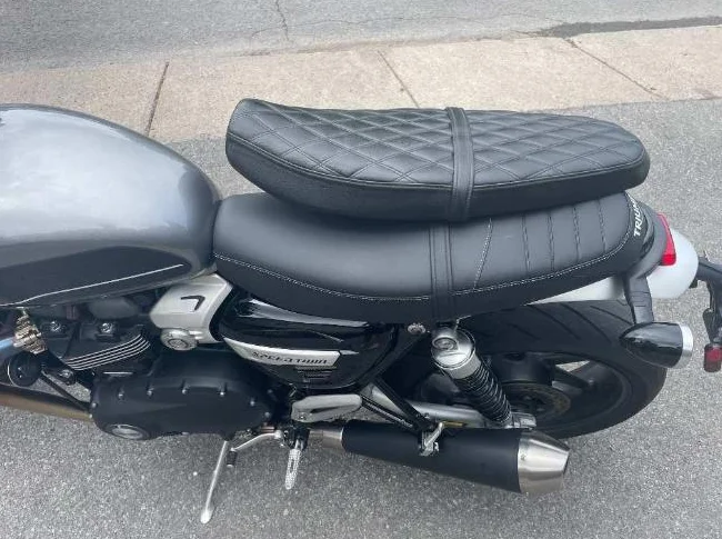 Triumph Speed Twin 1200 thumbnail 3
