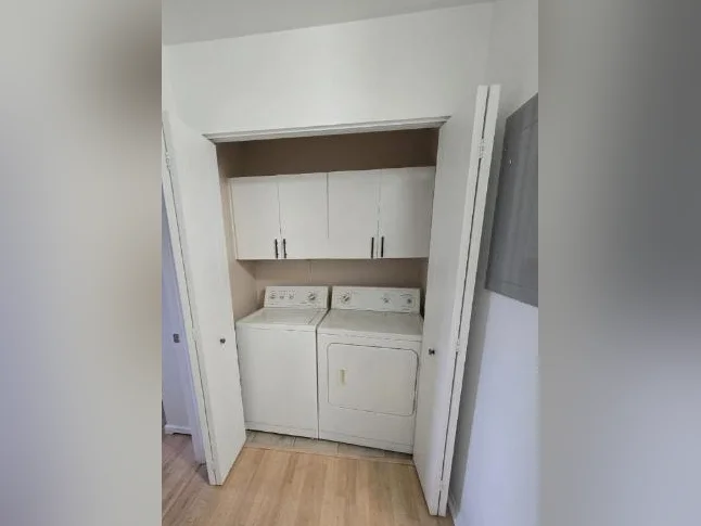 appartment a louer st catherine thumbnail 5