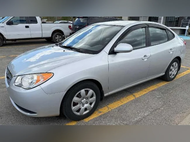 Hyundai Elantra 2009 modèle GL 2.0L