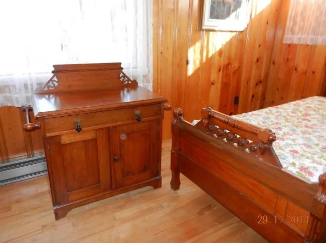 Mobilier de chambre ancien