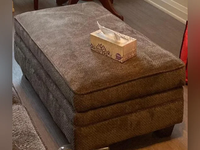 Ottoman avec rangement