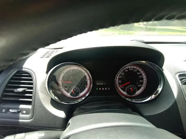 Dodge Caravan SXT STOW N GO 7 passager full équipé tres tres propre rien a réparé le prix est ferme thumbnail 10