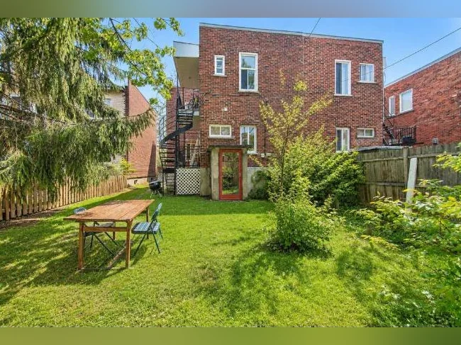 Snowdon Duplex à vendre par propriétaire thumbnail 2