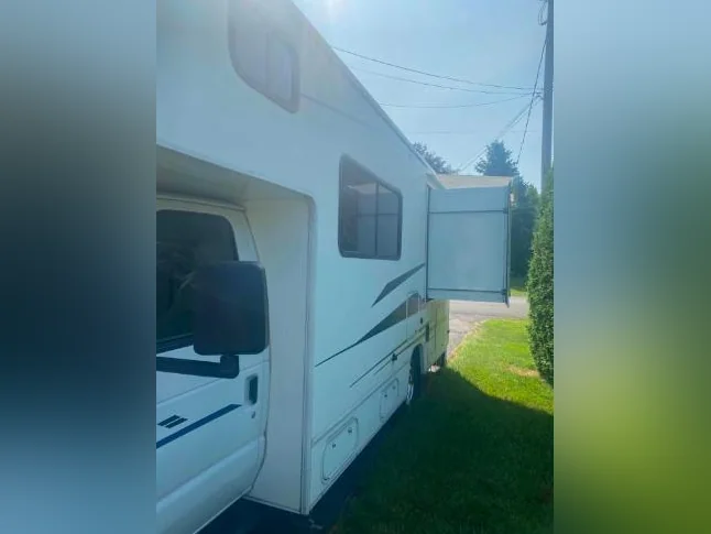 Winnebago Outlook 2019 24 pieds thumbnail 3