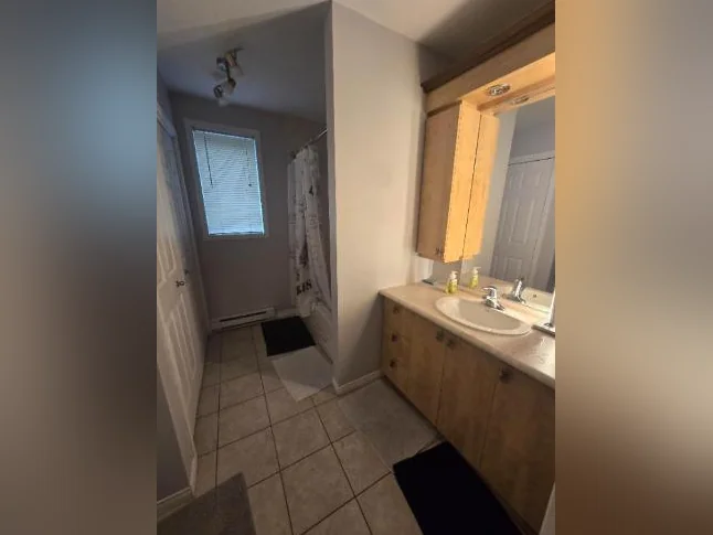 chambre à louer thumbnail 3
