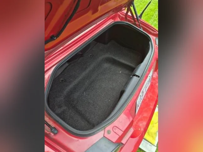 Mazda mx5 miata thumbnail 8
