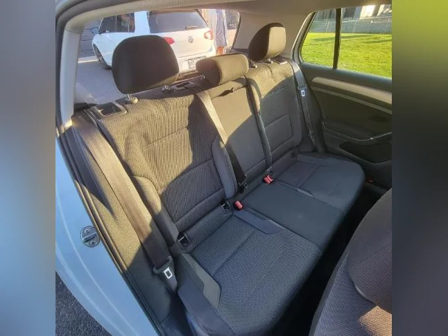 Volkswagen Golf TSI 1.8 Automatique_VENTE D'ACCOMODATION thumbnail 8