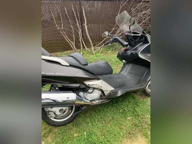2008 Honda Silverwing thumbnail 2