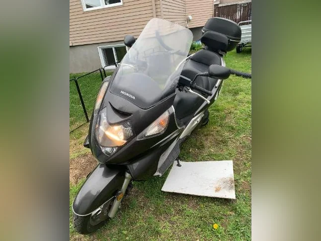 2008 Honda Silverwing thumbnail 9
