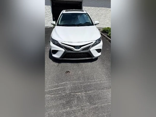 CAMRY HYBRIDE SE 2020, prix révisé thumbnail 3