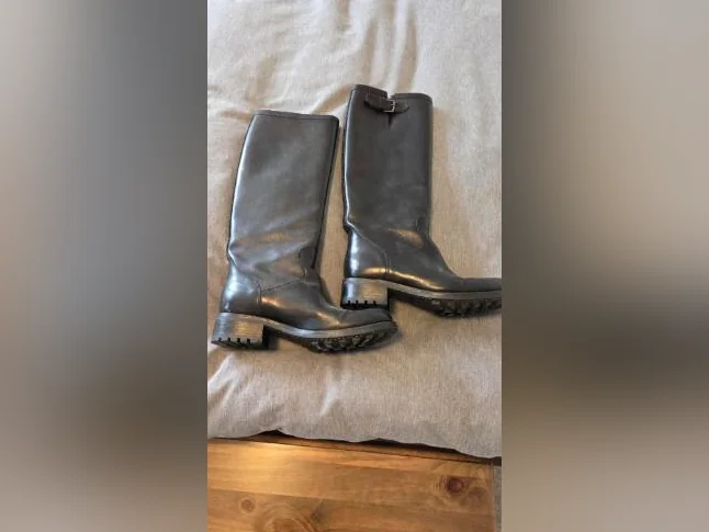 Bottes en cuir thumbnail 2