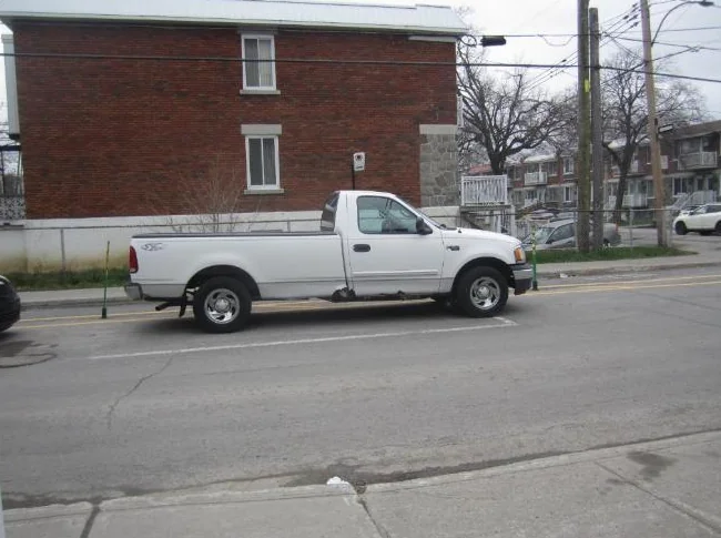 FORD 150 AUTOMATIQUE A VENDRE thumbnail 5