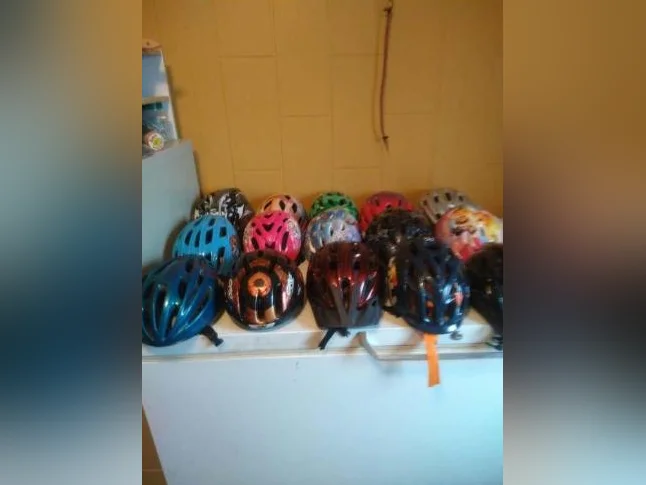 casques de vélo au choix enfant et adultes 7$ chacun thumbnail 2