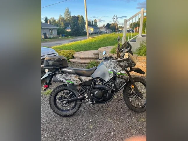 KLR 650 Camo 2016 thumbnail 4