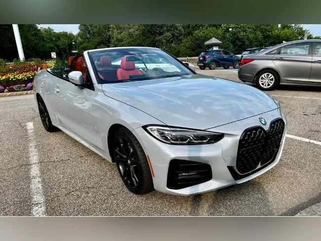 2024 BMW 430 i cabriolet thumbnail 3