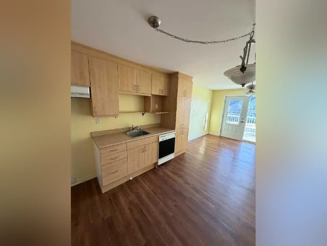 ST-JOSEPH-DU-LAC :   LOGEMENT ACL 4 ½  À LOUER thumbnail 3