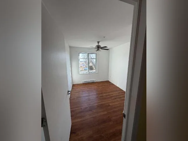 ST-JOSEPH-DU-LAC :   LOGEMENT ACL 4 ½  À LOUER thumbnail 9