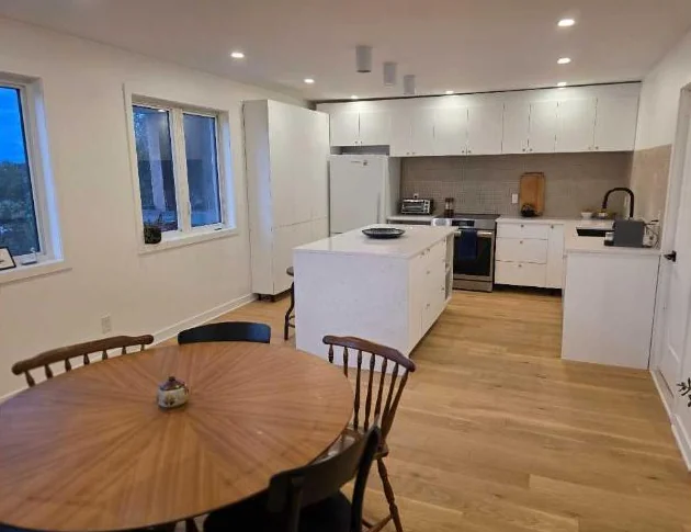 Superbe condo, tout inclus, à Saint-Lambert thumbnail 5