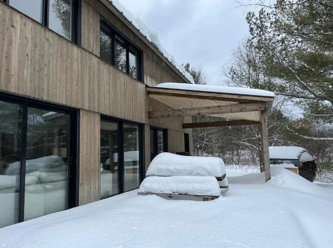 Chalet Eastman paisible et moderne thumbnail 4