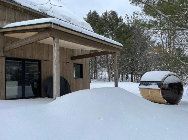 Chalet Eastman paisible et moderne thumbnail 5