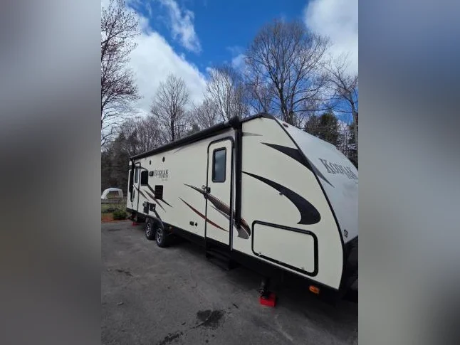 roulotte kodiak 2017 ultra lite 31pi thumbnail 5