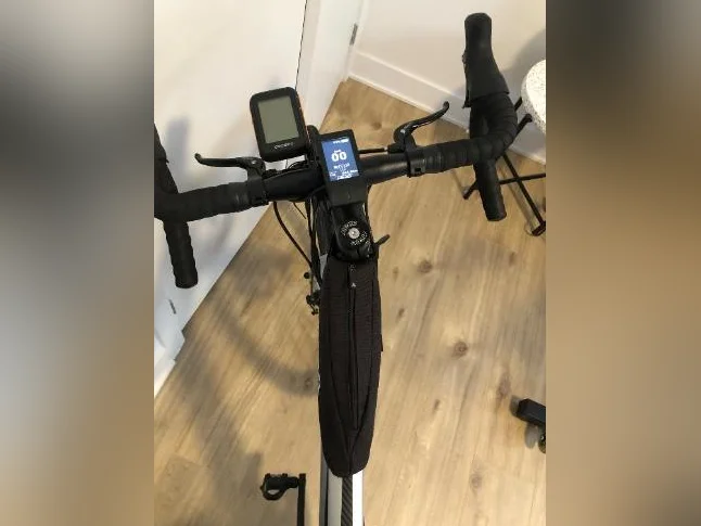 Vélo de route avec assistance électrique thumbnail 3