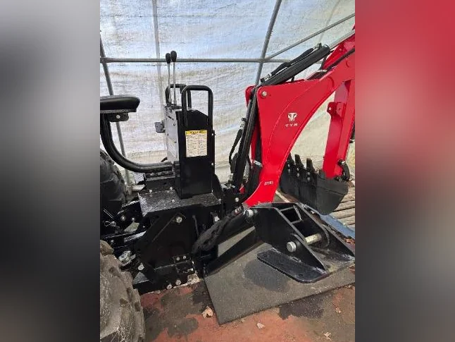 BY85 Backhoe thumbnail 5