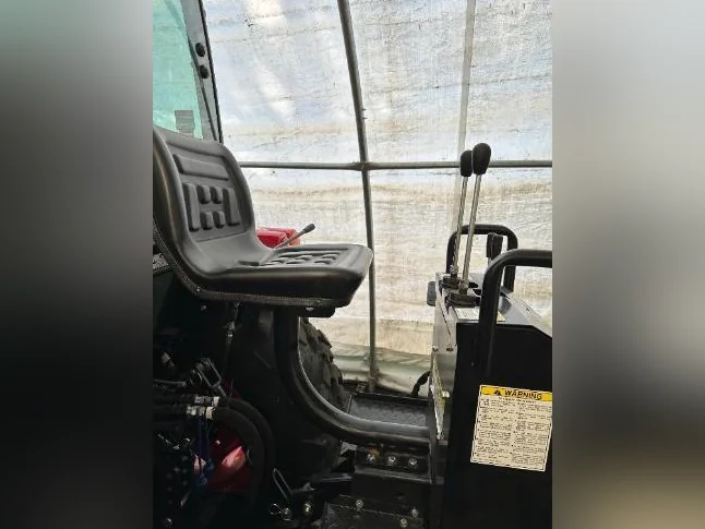 BY85 Backhoe thumbnail 7