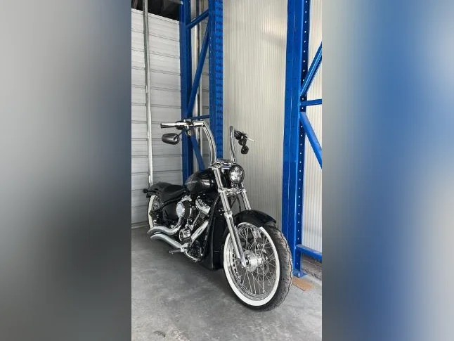 Harley davidson thumbnail 3