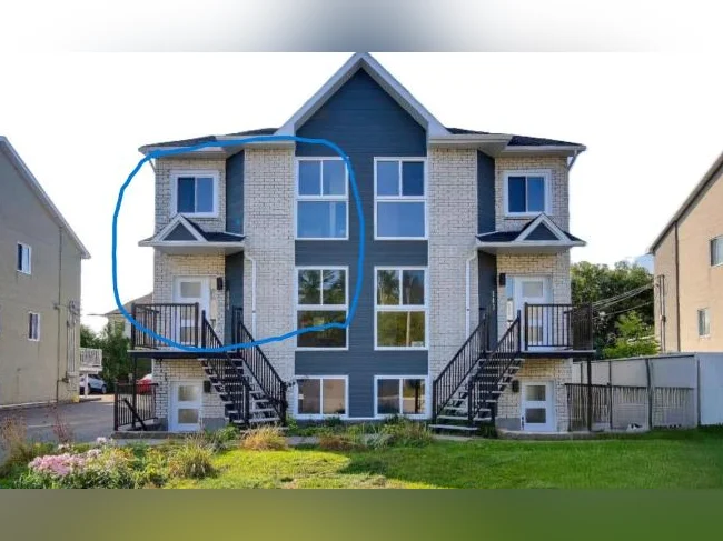 5 1/2 STYLE CONDO SUR 2 NIVEAUX RÉNOVÉ À ST-JÉRÔME thumbnail 10