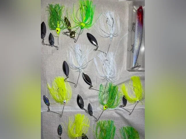 Leurres à pêche Neuf Spinnerbaits / fishing lures brand new