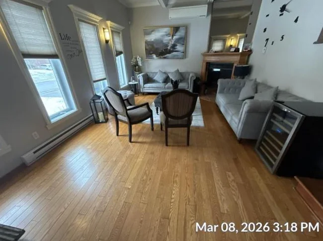 Maison meublée 4 chambres à louer – Repentigny – 3 200 $ tout inclus thumbnail 5