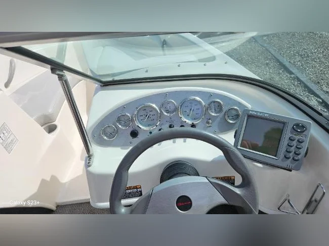 Bateau Bayliner 175 thumbnail 4