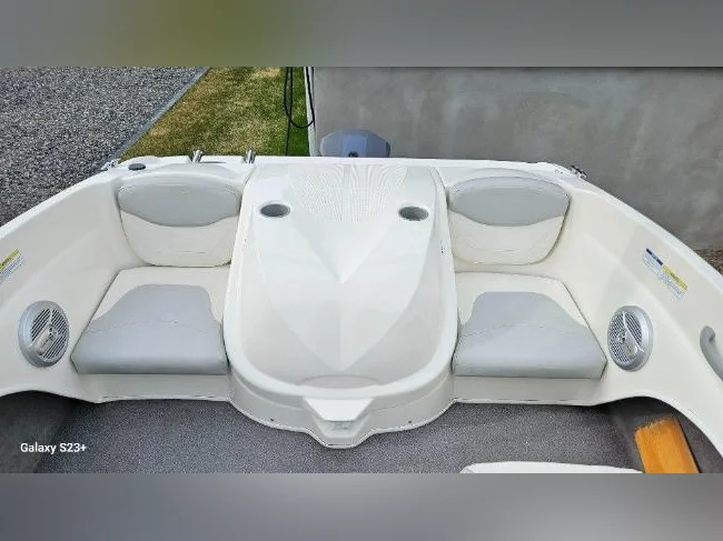 Bateau Bayliner 175 thumbnail 7