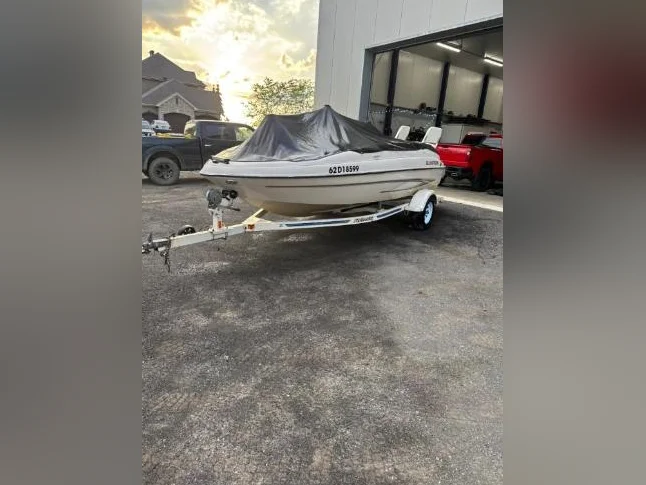 Glastron 2004 18.5 avec 4,3 mercruiser