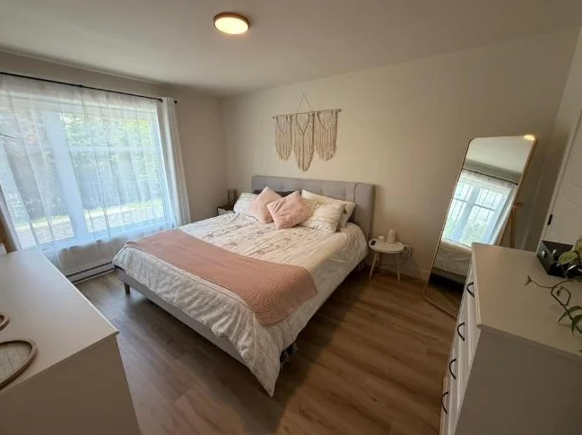 Logement 5 1/2 - Sherbrooke - Les Nations, Jacques-Cartier (Nord) thumbnail 9