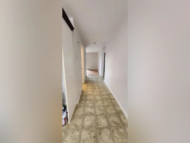 Logement 5 1/2 secteur recherché thumbnail 3