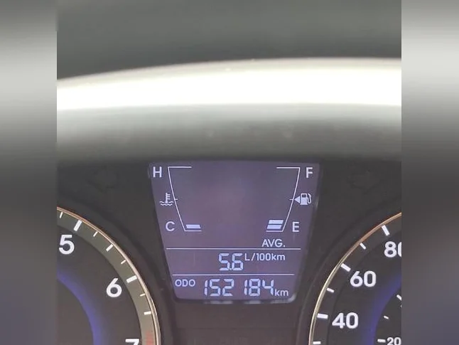 Hyundai Accent thumbnail 3