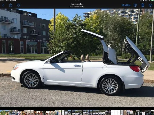 Chrysler decapotable toit rigide 2012. $10500. thumbnail 2