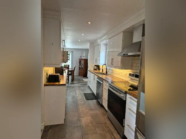 Maison a vendre par propriétaire (Agent s'abstenir) thumbnail 7