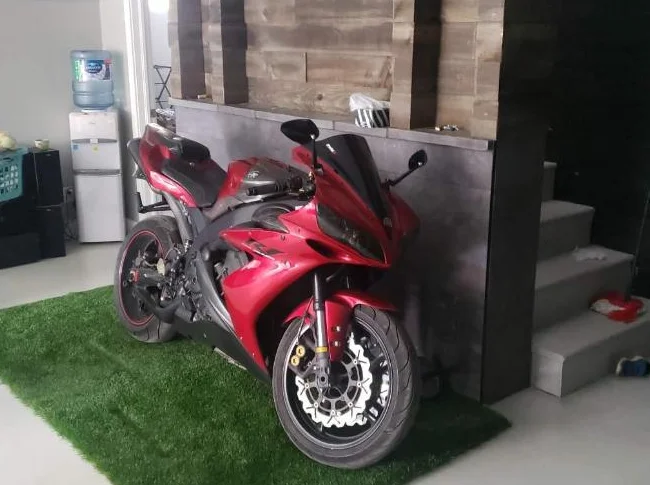 Yamaha r1 2004 !!!!