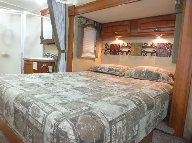 FIFTH WHEEL Savoy (Holiday Rambler) avec camion Ford F-150 2016 thumbnail 5