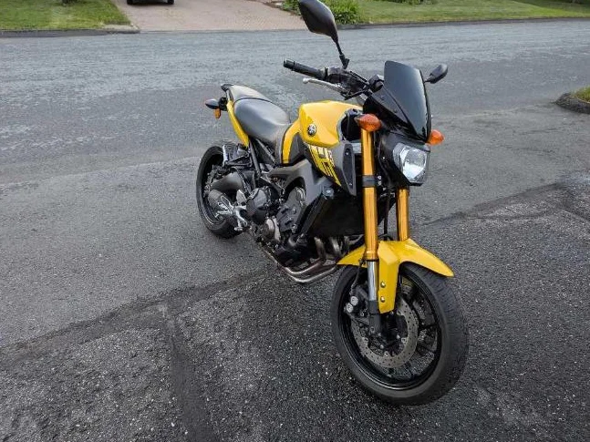 Yamaha FZ-09 2015