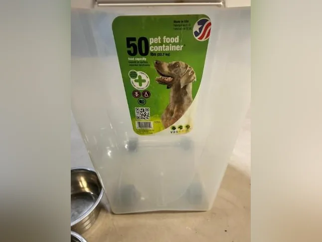 CONTENEUR ET BOLS POUR CHIEN thumbnail 2