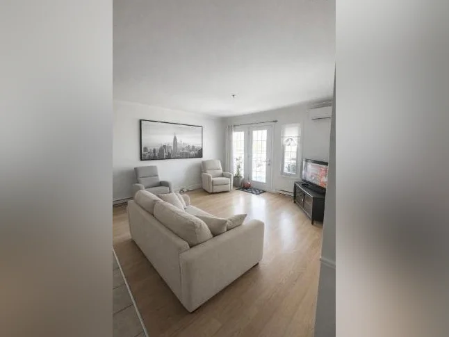 Appartement 3 1/2 en résidence thumbnail 4