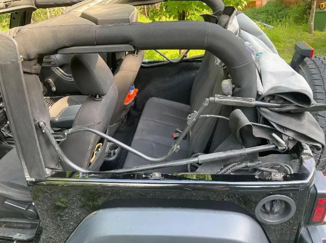 Jeep wrangler 2 portes, 2 toits thumbnail 7